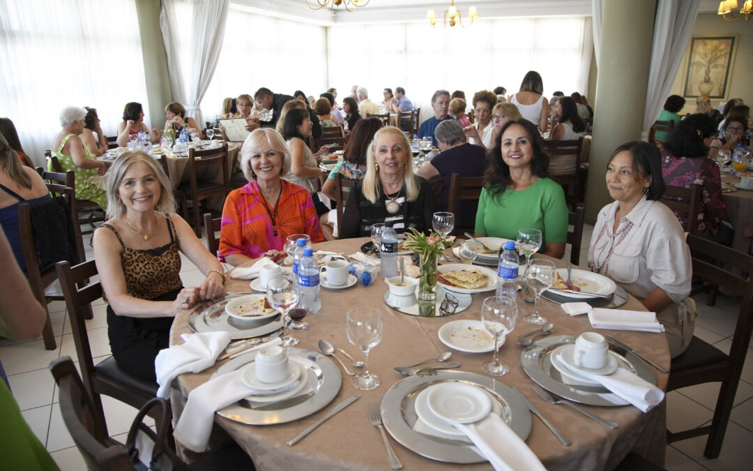 Associadas apreciam Brunch em homenagem ao Dia da Mulher