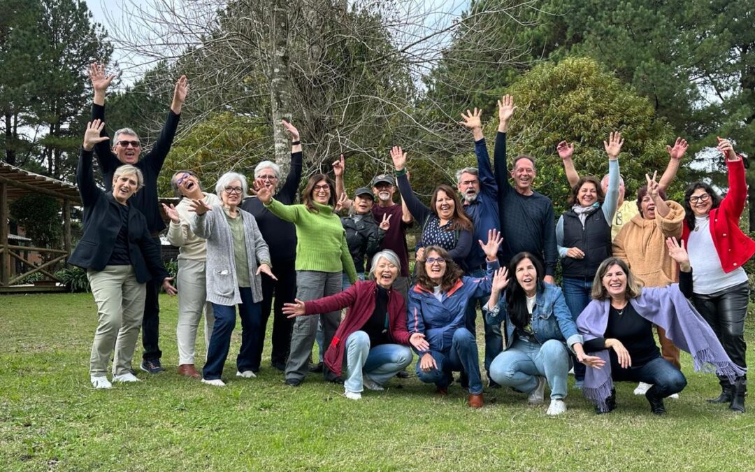 Dia do Amigo: conheça as histórias de amizades formadas na CAIXA que duram até hoje